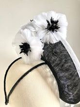 Bisset - Black & White Floral Hat/Fascinator - MM1013