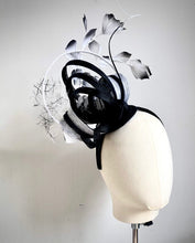 Verona - Black & White  Fascinator - MM1067