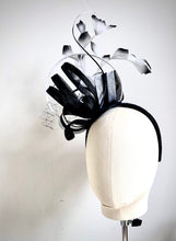 Verona - Black & White  Fascinator - MM1067