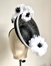 Bisset - Black & White Floral Hat/Fascinator - MM1013