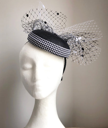 Freddie - Black & White Button Hat - MM408