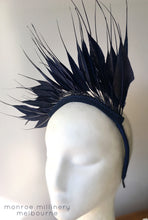 Feather Crown - Navy - MM202