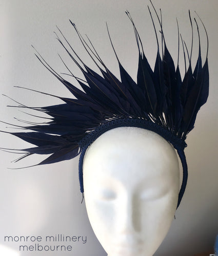 Feather Crown - Navy - MM202