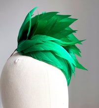 Khat - Emerald Feather  Fascinator - MM429